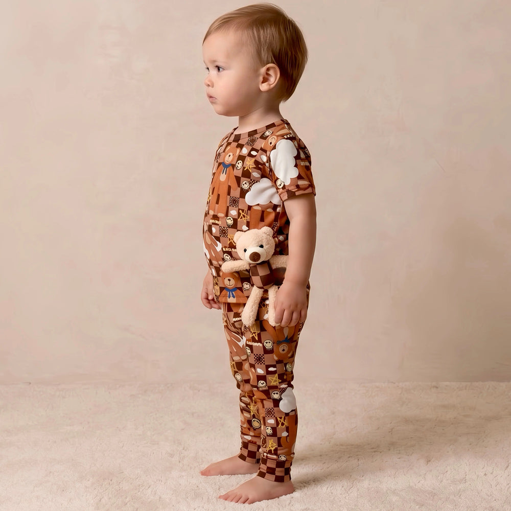Stitched Teddy Bear Bamboo Pajama Set
– Nik&DELLE Nik&DELLE