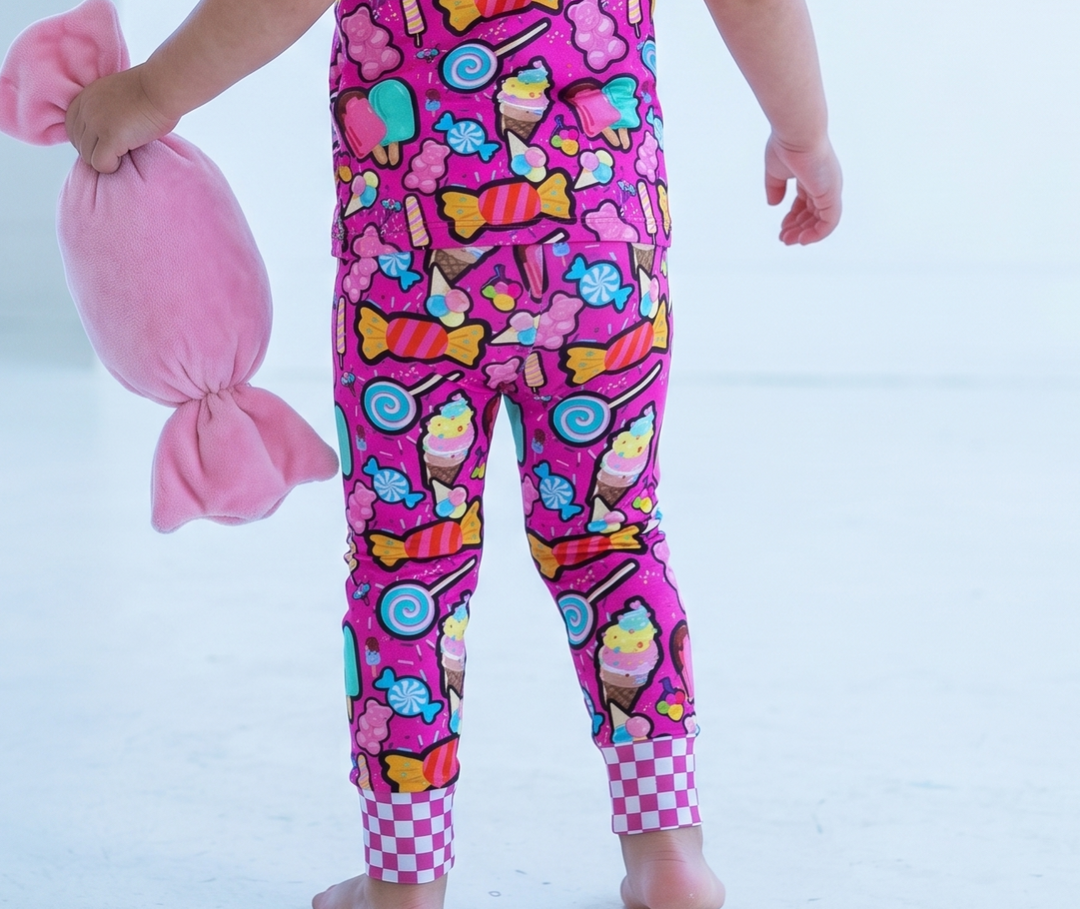 Candy Shop bamboo ruffle pajama set with removable candy patch – Nik&DELLE